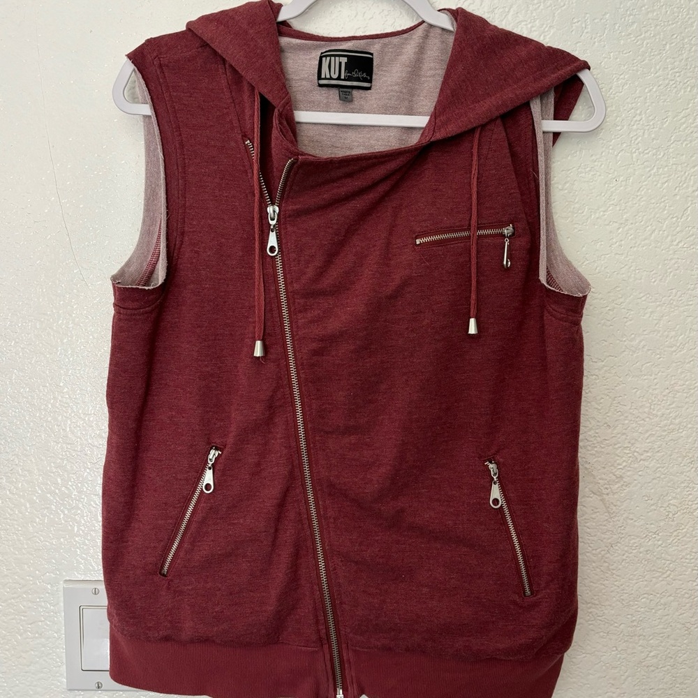 Kut from the Kloth sweatshirt sleeveless Moto jacket zippers hood reddish brown